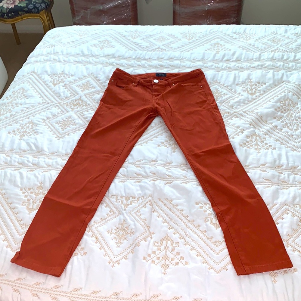 New without store tags, never worn Armani jeans. Size 27